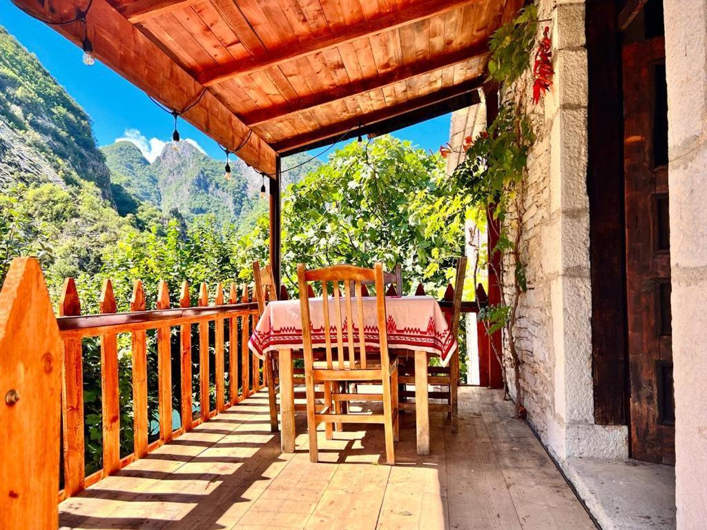 Hotel Neomalsore Agrotourism, Komani Lake Esterno foto